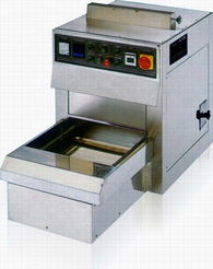 高溫蒸化烘箱 染色小樣機 電動小軋車規格型號及價格 染色小樣機 立臥式小軋車 軋染打底機 常溫打樣機